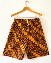 Batik herenshort. Maat 44/46.