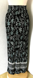Batik uit Java. Authentieke rok plissé. Maatbereik 38 t/m 44.