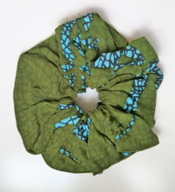 Schitterende batik wokkel/scrunchie. Voor paardenstaart, vlecht of knot. Met dubbelzijdige batik print.