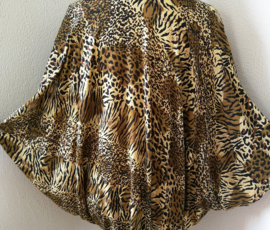 Sarong vest Balinese tijger goud. Symbool voor woeste oernatuur. 100% rayon, met sarong knoop.