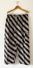 Authentieke Javaanse batik broek. Maat 44.