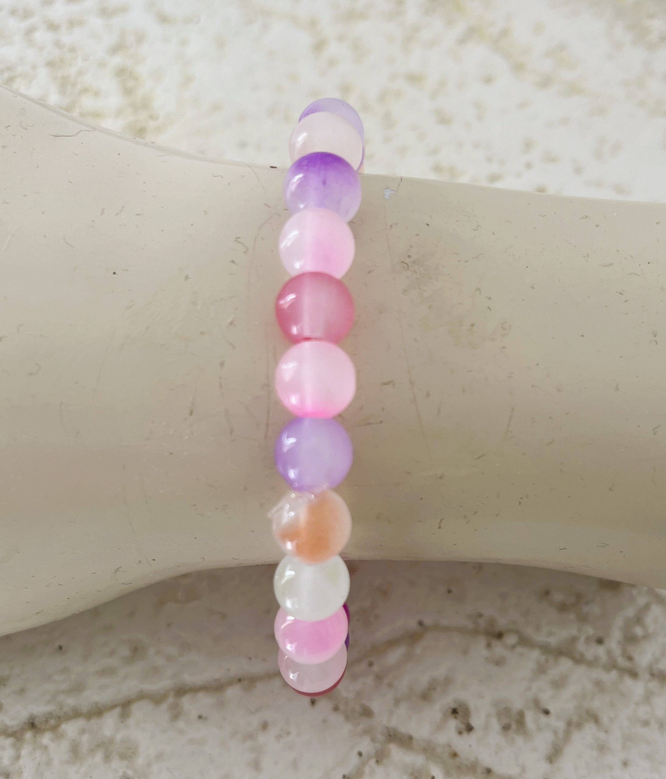 Uit het atelier van Ana. Armband pastel droom.