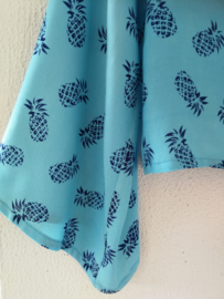 Wikkelvestje ananas  blauw.