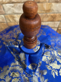 Bali parasol 60 cm hemelsblauw.  Diameter 47 cm. Op houten voet van palisander.