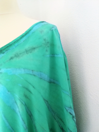 Schitterende oversized tie dye kaftan. Pastel groen/blauw/grijs. One Size.