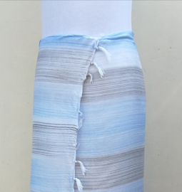 Sarong pastel dua. 