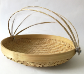 Ronde bamboe natural gaasmand. Met scharnierend net op kokosschroef. Diameter 29 cm.