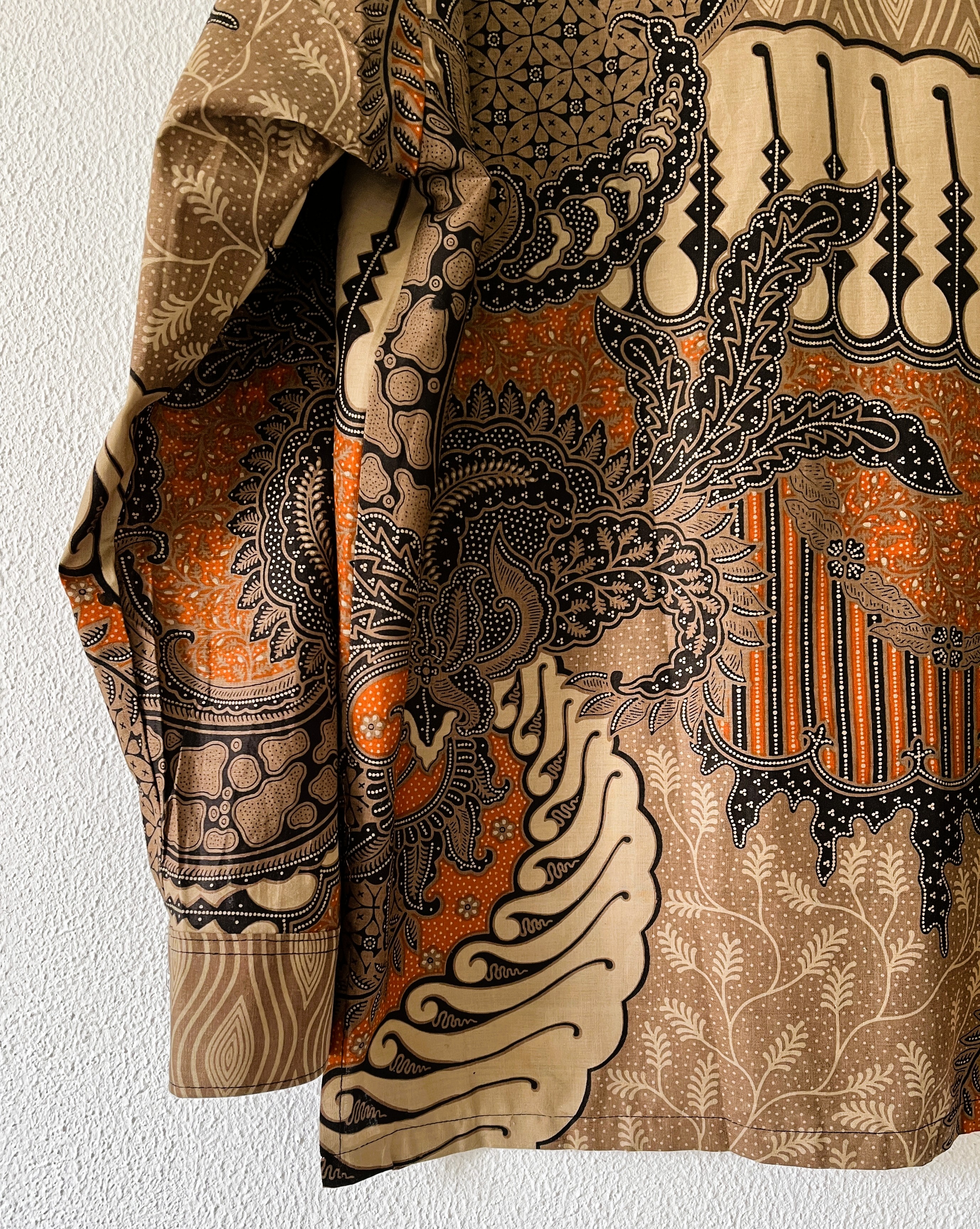 Authentieke Balinese batik blouse/overhemd. Maat 60, 70, 74 en 7XL