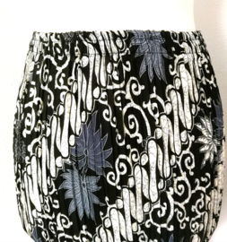 Batik uit Java. Authentieke rok plissé. Maat 38.