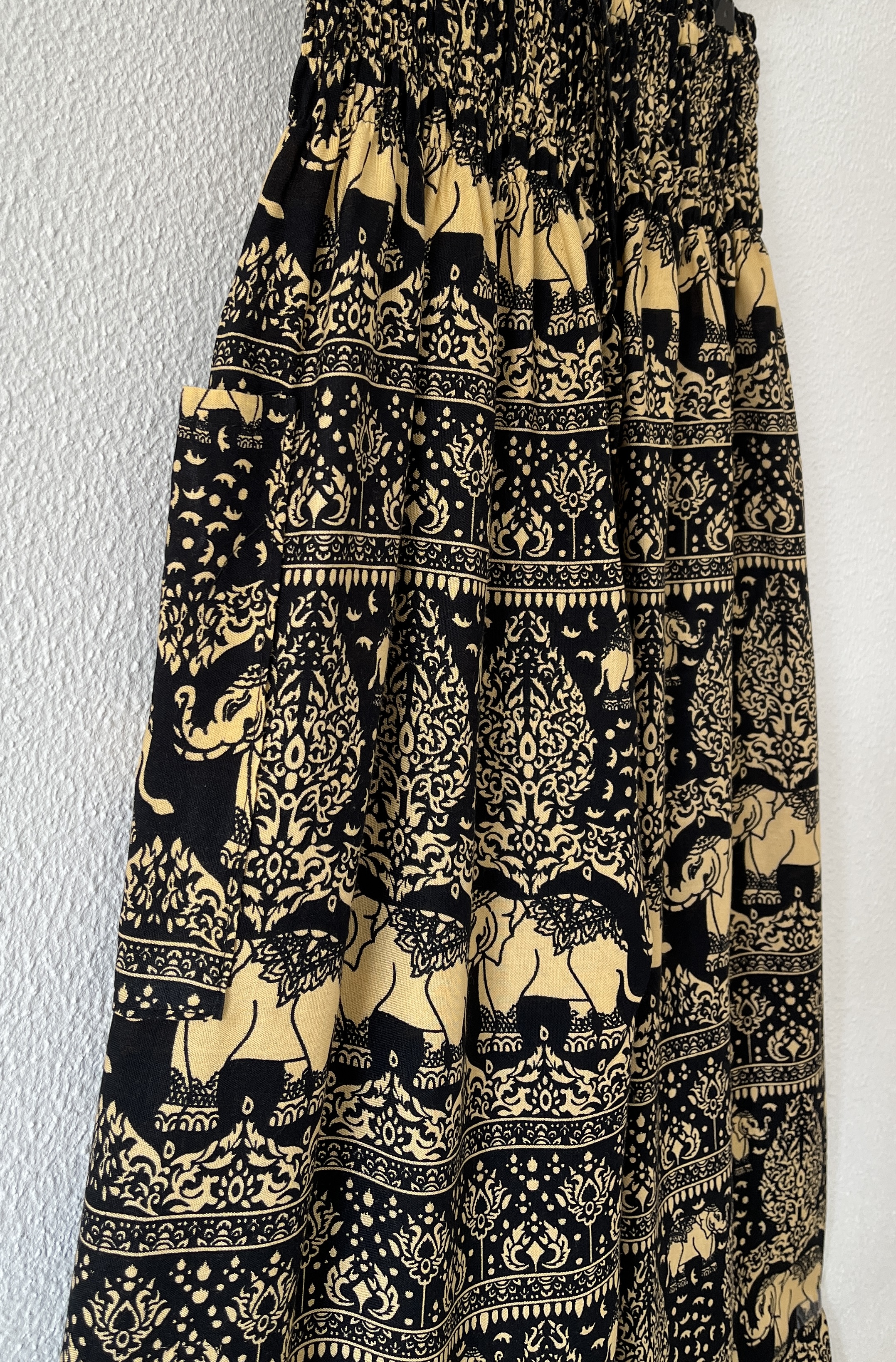 Bohemian broek olifant. Lange benen model.  Maat 42/44.