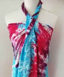 Bijzondere tie dye sarong 'hartenvlinders'.