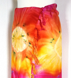 Sarong tie dye. 'Buah'.