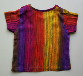 Prachtig handwerk van eigen label. Voor kleurrijke baby's. Balinees new born shirtje. Maat 62/68. (2-6 mnd)100% ademend rayon. Machinewas op 30 graden.