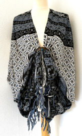 Sarong vest olifant. Symbool van  kracht, heilige wijsheid en onsterflijkheid.  100% Rayon, met sarong knoop.p.