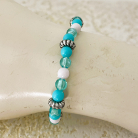 Uit het atelier van Puck. Armbandje Bohemian.