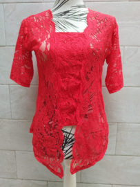 Traditionele Balinese kanten Kebaya rood. Maat 34 t/m 42.