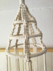 Macramé plantenhanger.