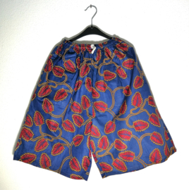 Batik herenshort. Maat heren 44/46. Dames 36/38.