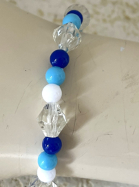 Uit het atelier van Puck. Armbandje  'Bali Sea'.