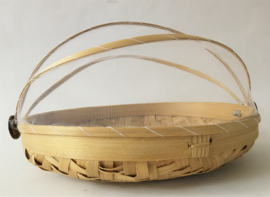 Ronde bamboe natural gaasmand. Met scharnierend net op kokosschroef. Diameter 24 cm.