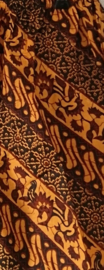 Short van authentieke Javaanse batik. Maat heren 46/48. Dames 38.