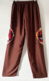 Barong dans broek. Maat 140.