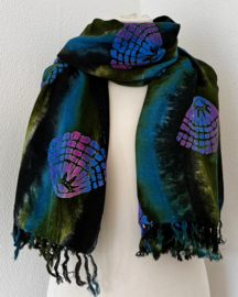 Dubbel batik sarong XL. St. Jacobsschelp.