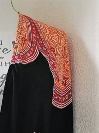 Sarong vest Mandala 'Circle of Life', kleur sacraalchakra. 100% rayon, met sarong knoop.