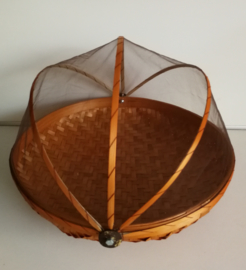 Authentieke bamboo mand, Afsluitbaar met net. diameter 36 cm