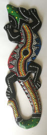 Gekko. Symbool van geluk. Gemaakt door de Balinese aboriginals. Laat hem tegen de muur opkruipen. 24 cm.