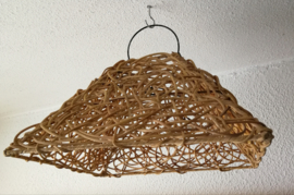 Schitterende grote vierkante naturel rotan hanglamp.