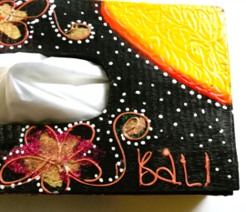 Tissue box met tissues. 'Bali'.