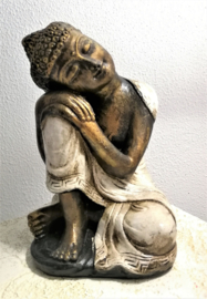 Sereen rustende  Balinese boeddha.
