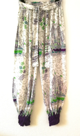 Broek Bohemian  'Ali Baba', wit/ paars/ groen. Maat 36 t/m 40.