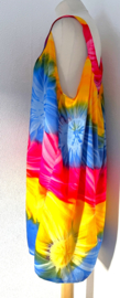 Heerlijk wijd tie dye jurkje.  One size voor maat 44/46.