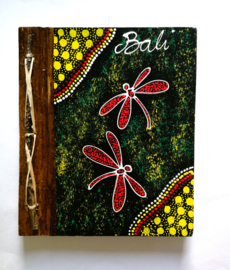 Schitterend groot Bali collageboek  'Libelle'.