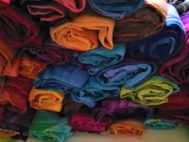 Sarongs tie dye. Random uit assorti.