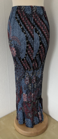 Batik uit Java. Authentieke rok plissé. Maatbereik 40/42.