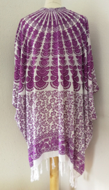 Sarong vest pauw, paars tinten/wit. Symbool van onsterflijkheid. 100% rayon, met sarong knoop.