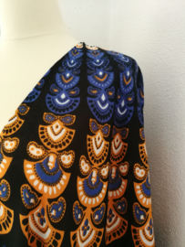 Sarong vest pauw, zwart/nachtblauw/oranje. Symbool van onsterfelijkheid. 100% rayon, met sarong knoop.