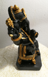 Ganesha met de vier armen.