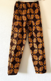 Authentieke Javaanse batik broek. Maat 134.