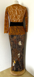 Traditionele Balinese set. Maat 34.