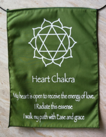 Chakra vlaggenlijn. 7 vlaggen van 30x22 cm. Lengte inclusief koord  2,50 meter. 100% rayon.