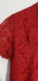 Kinder kebaya rood. Maat 122.