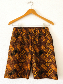 Batik herenshort. Maat 44/46.