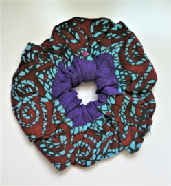 Schitterende batik wokkel/scrunchie. Voor paardenstaart, vlecht of knot. Met dubbelzijdige batik print.