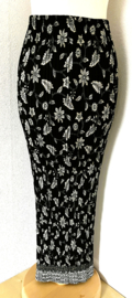 Batik uit Java. Authentieke rok plissé. Maatbereik 36 t/m 42.