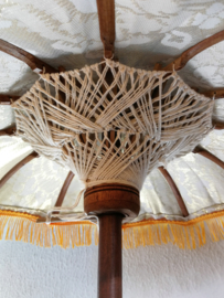 Bali parasol 60 cm creme. Diameter 47 cm. Op houten voet van palisander.