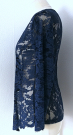 Traditionele Balinese kanten Kebaya donker blauw. Maat 34 t/m 42.